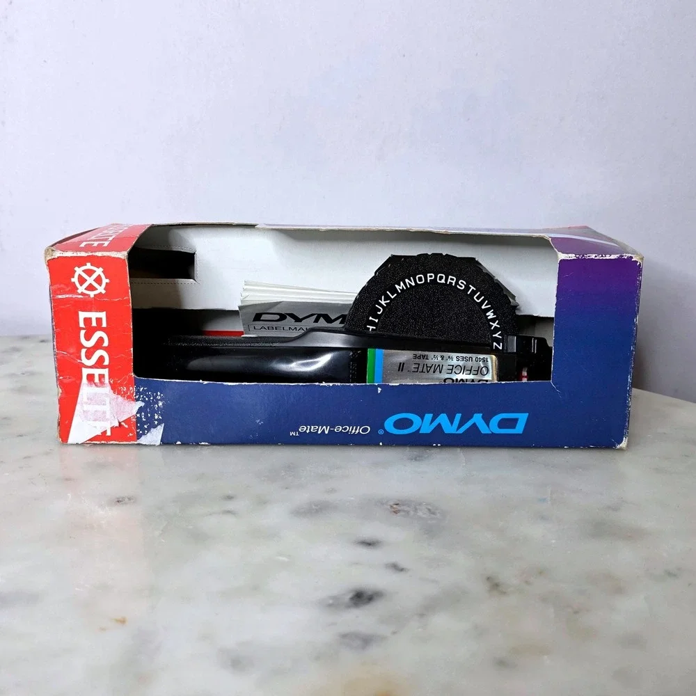 DYMO Office-Mate II 1540-00 Handheld Embossing Label Maker Vintage 1995